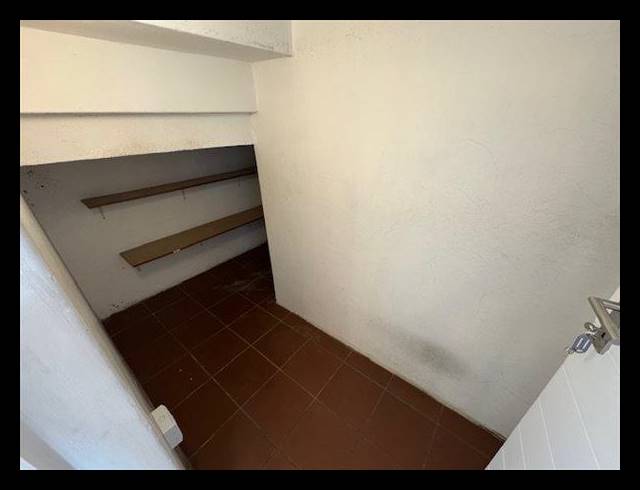 4 BEDROOM HOUSE FOR SALE IN GLEN ERASMIA